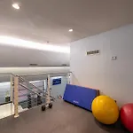 Centrally Located Apt In Nyc Walk To Time Square
