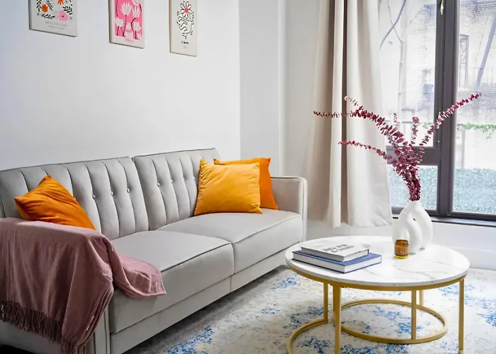 Large Upper East Side 1Bd Elevator Rooftop