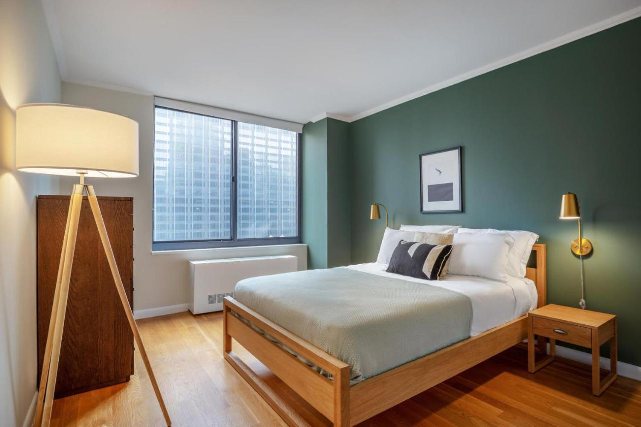 Apartment Midtown 2br W Pool Gym Parking Nr Broadway Nyc-381 *