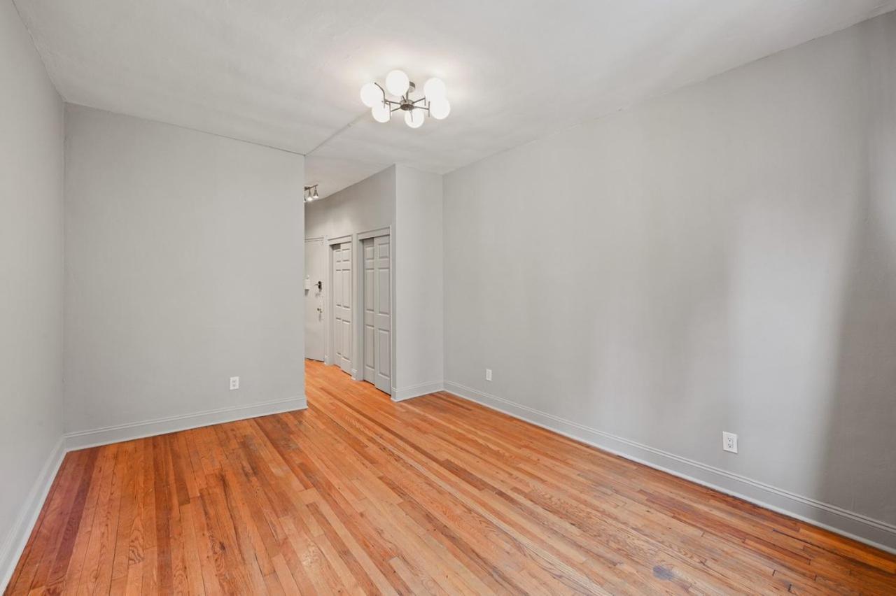 385: Upper East Side Apartment