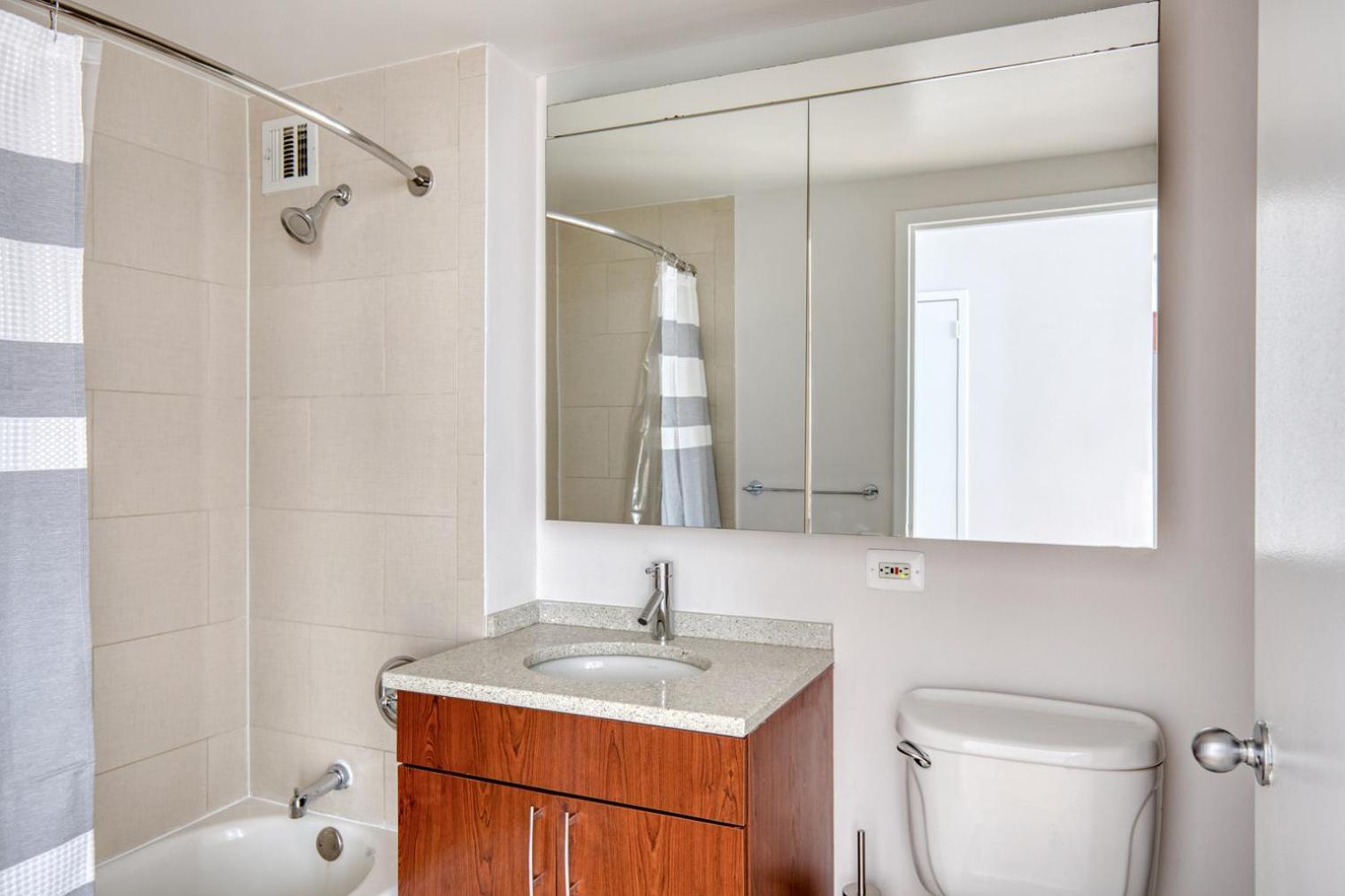 Chelsea 1br W Doorman Gym Nr High Line Nyc-677 *