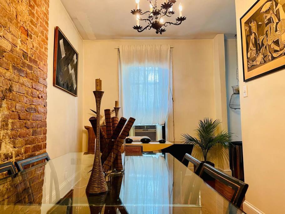House On Henry - Private 1 Bedroom New York