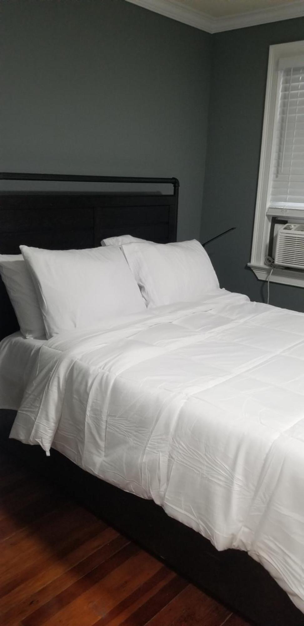 A Comfy Place In Queens New York