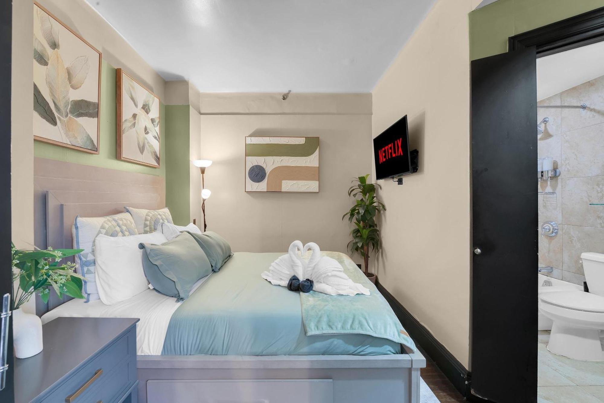 Centrally Located In Nyc Walk To Time Square Apartment New York