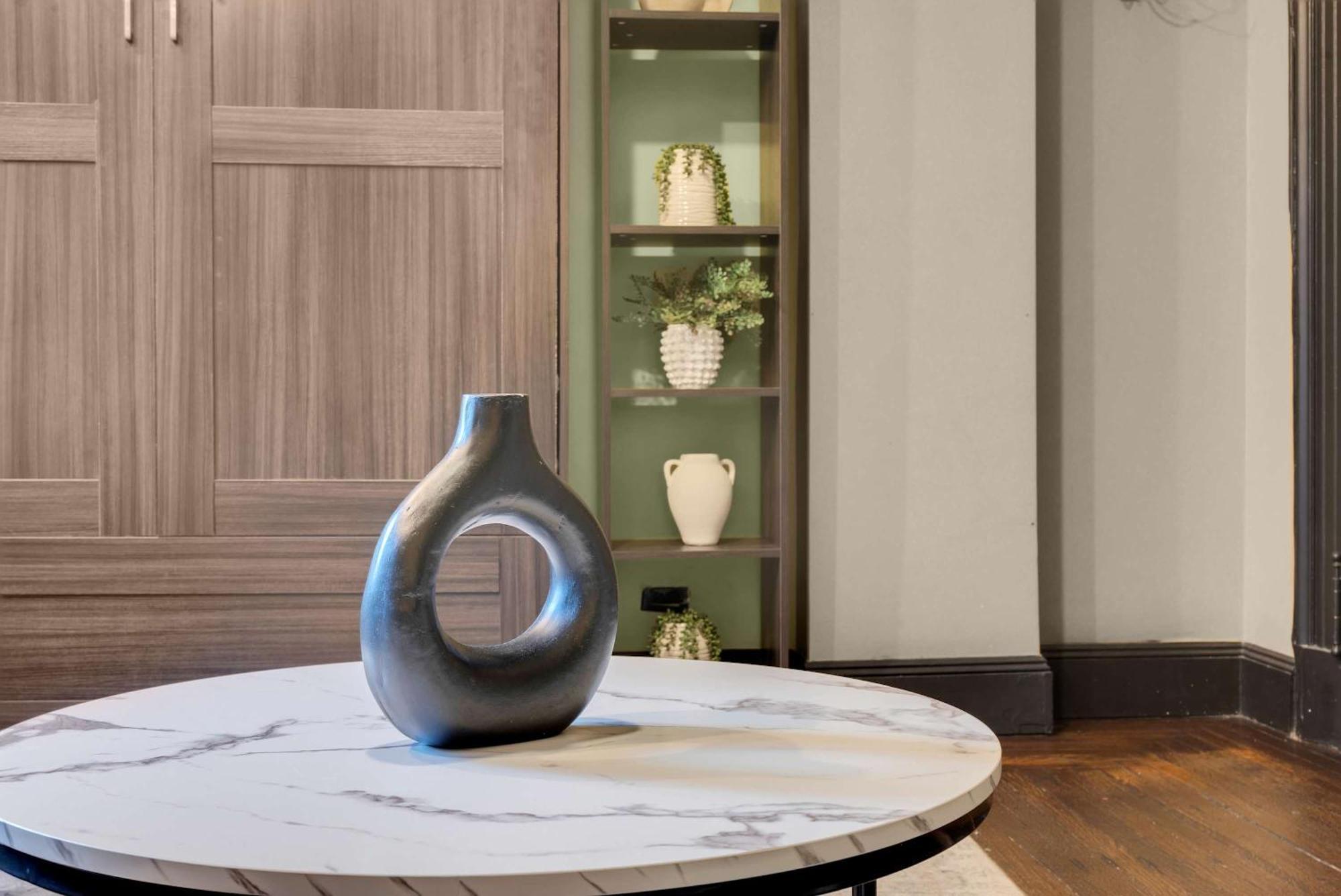 Apartment Centrally Located In Nyc Walk To Time Square New York
