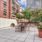 Ues Studio W Dm Elevator Gym Nr Central Park Nyc-920