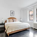 Midtown 2Br W Roofdeck Doorman Nr Central Park Nyc-1247