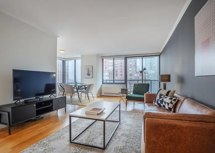Midtown 2Br W Pool Gym Parking Nr Broadway Nyc-381