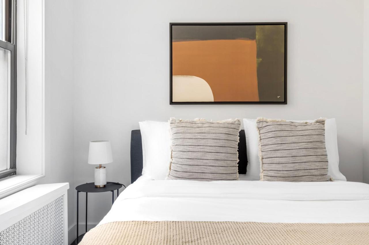 Apartment Midtown 2br W Roofdeck Doorman Nr Park Nyc-1247 New York