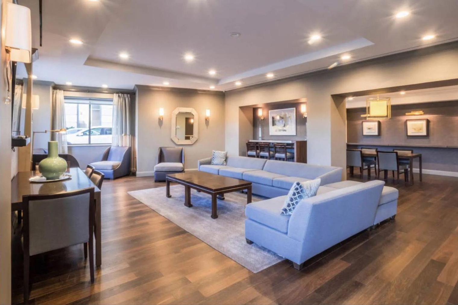 Apartment Uws 1br W Doorman Elevator Gym Nr Columbus Cir Nyc-584
