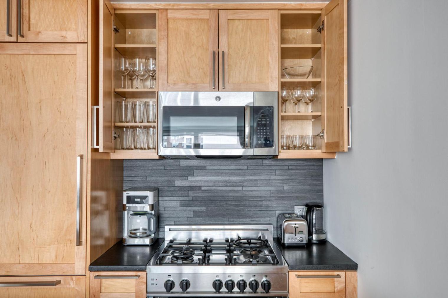 Apartment Upper E Side 2br W Gym Wd Nr The Met Nyc-298 New York