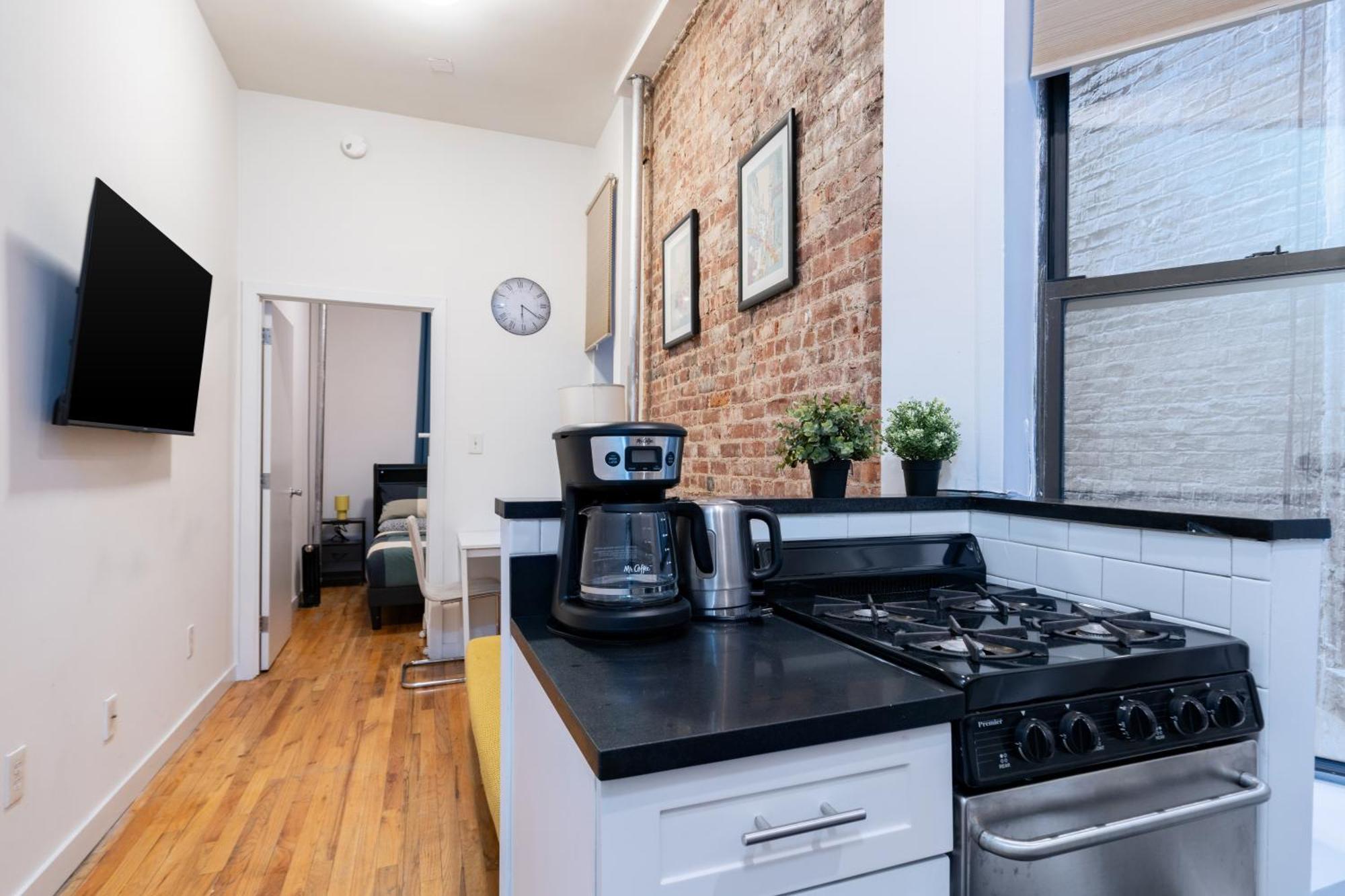 2 Bedroom Paradise In Upper East Side Apartment *