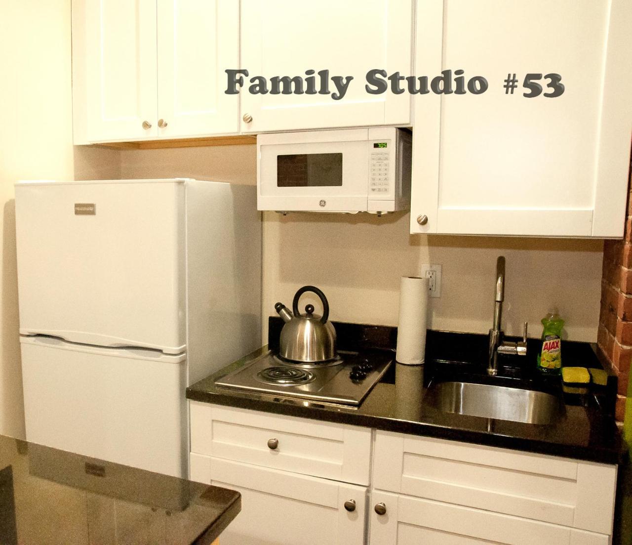 Apartment Holidays *