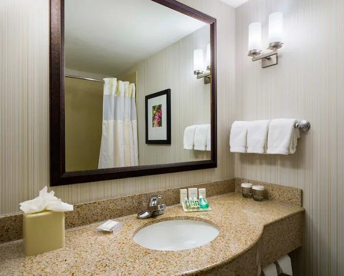 Hilton Garden Queens Jfk - Newly Renovated 3* New York