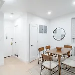 Wonderful Apartment With 3Br 2Bath