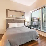 Elegant 2Bd 2Bath Apartment Minutes From Central Park & Broadway