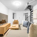 Elegant Chelsea Stay With 3Br 2Ba Near The High Line