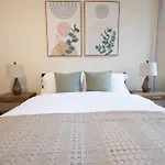 2Bd 1Bth Apt In The Upper East Side!