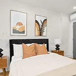 Spacious Retreat - 4Br Heart Of Nyc Prime Location
