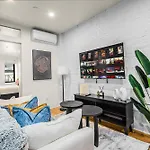 Spacious Retreat - 4Br Heart Of Nyc Prime Location