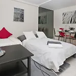 One Bedroom Apartment With Backyard - Brooklyn