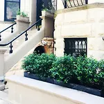 2-Bedroom In Upper West Side, Private Entrance