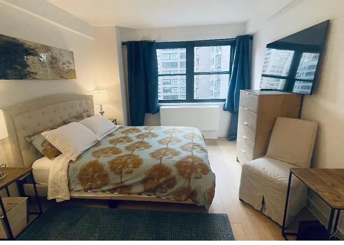 Unique Place In Midtown Nyc