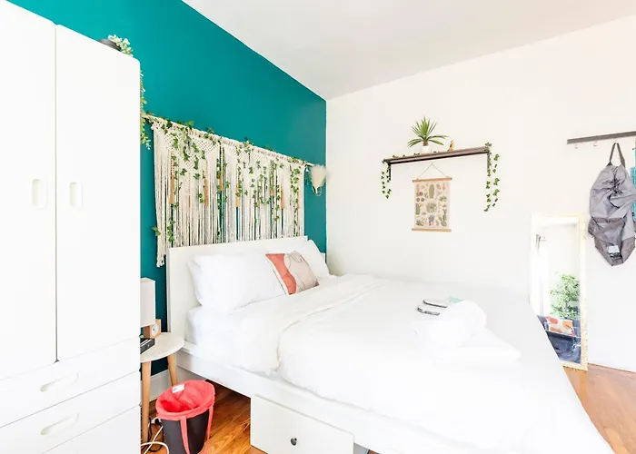 Boho Suite By Delicate Stays Room Only 25 Min To Times Square Near Citi Field, Us Open Shared Bathroom Cat Friendly Only