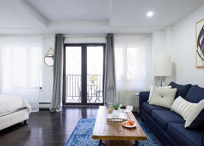 809-4B Studio Balcony W&D Prime Location