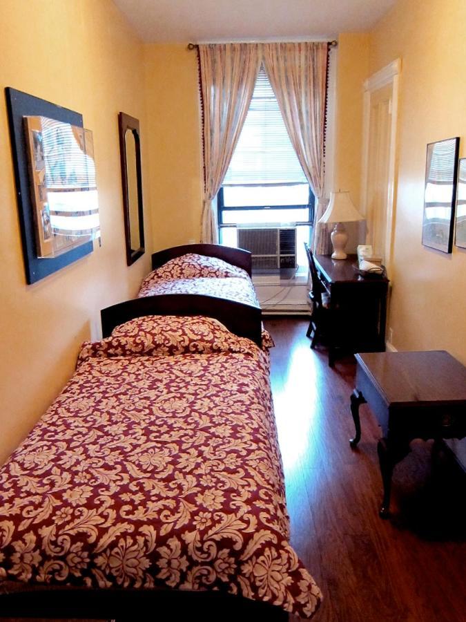 Soldiers', Sailors', Marines', Coast Guard And Airmens' Club Inn 2*