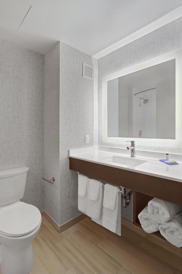 1200 Hotel 3*