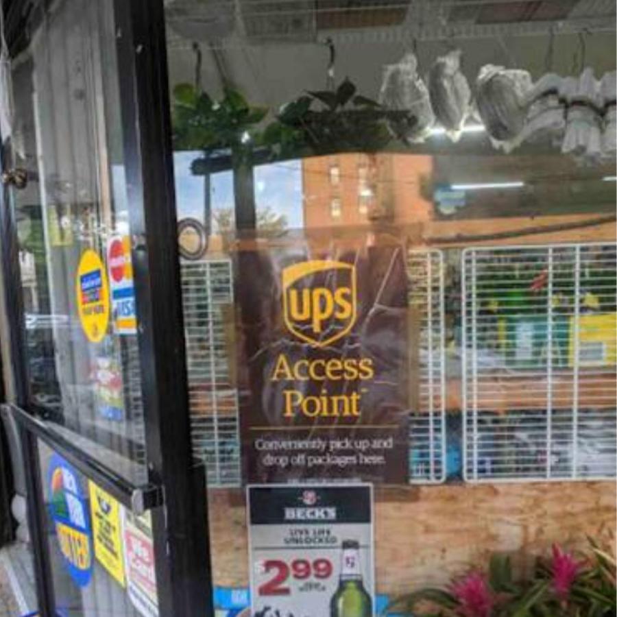 67-26 Austin Cove Near Subway, All Shops, Restaurants! Separate Entrance Apartment