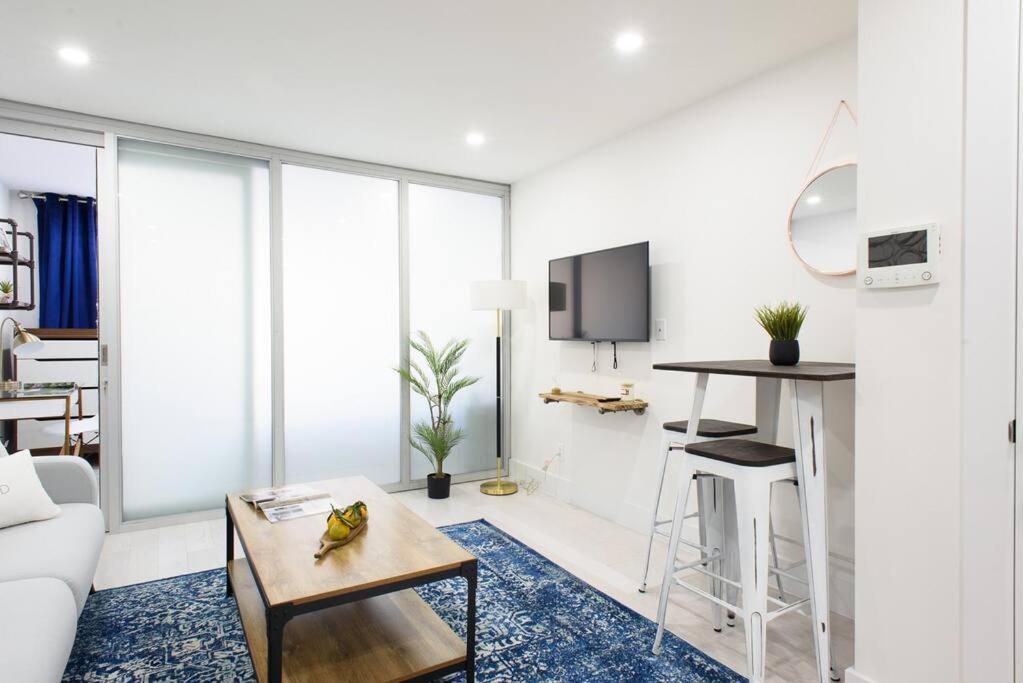 Apartment 75-2c Furnished 1br W D Elev Wd Park