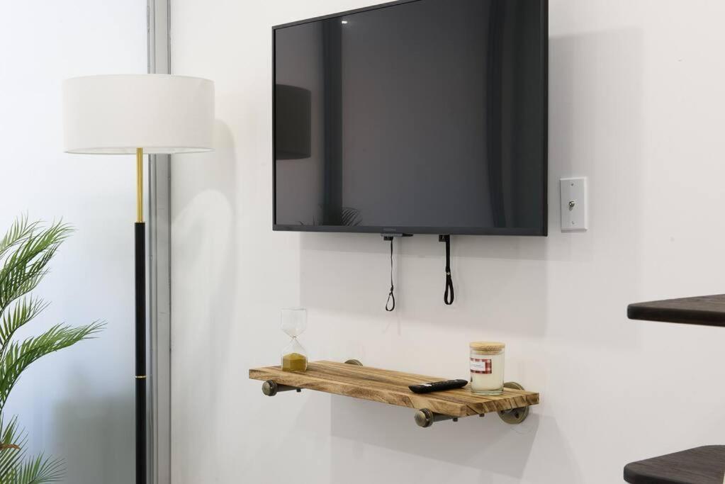 Apartment 75-2c Furnished 1br W D Elev Wd Park New York