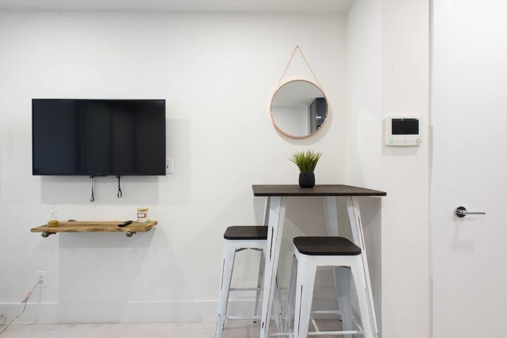 Apartment 75-2c Furnished 1br W D Elev Wd Park New York