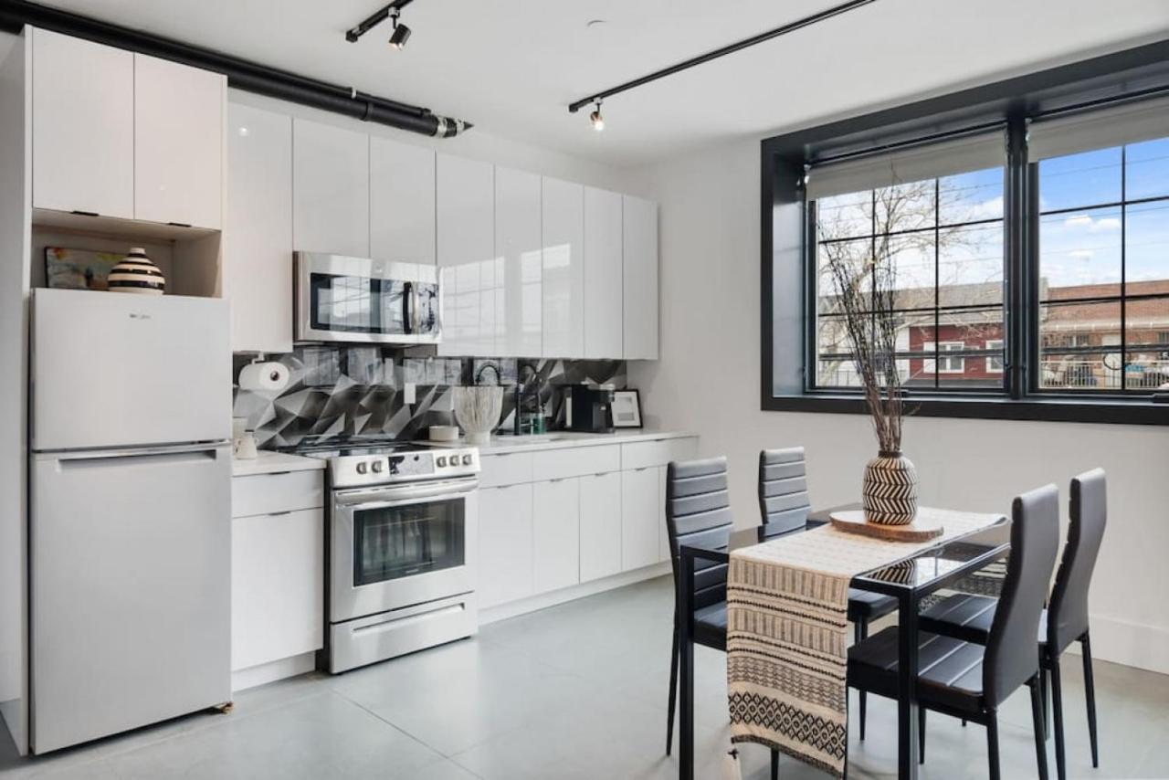 Deluxe Open Concept Loft With Rooftop & Shore Nearby At 