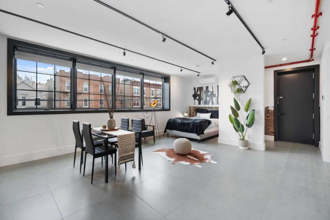 Deluxe Open Concept Loft With Rooftop & Shore Nearby At 