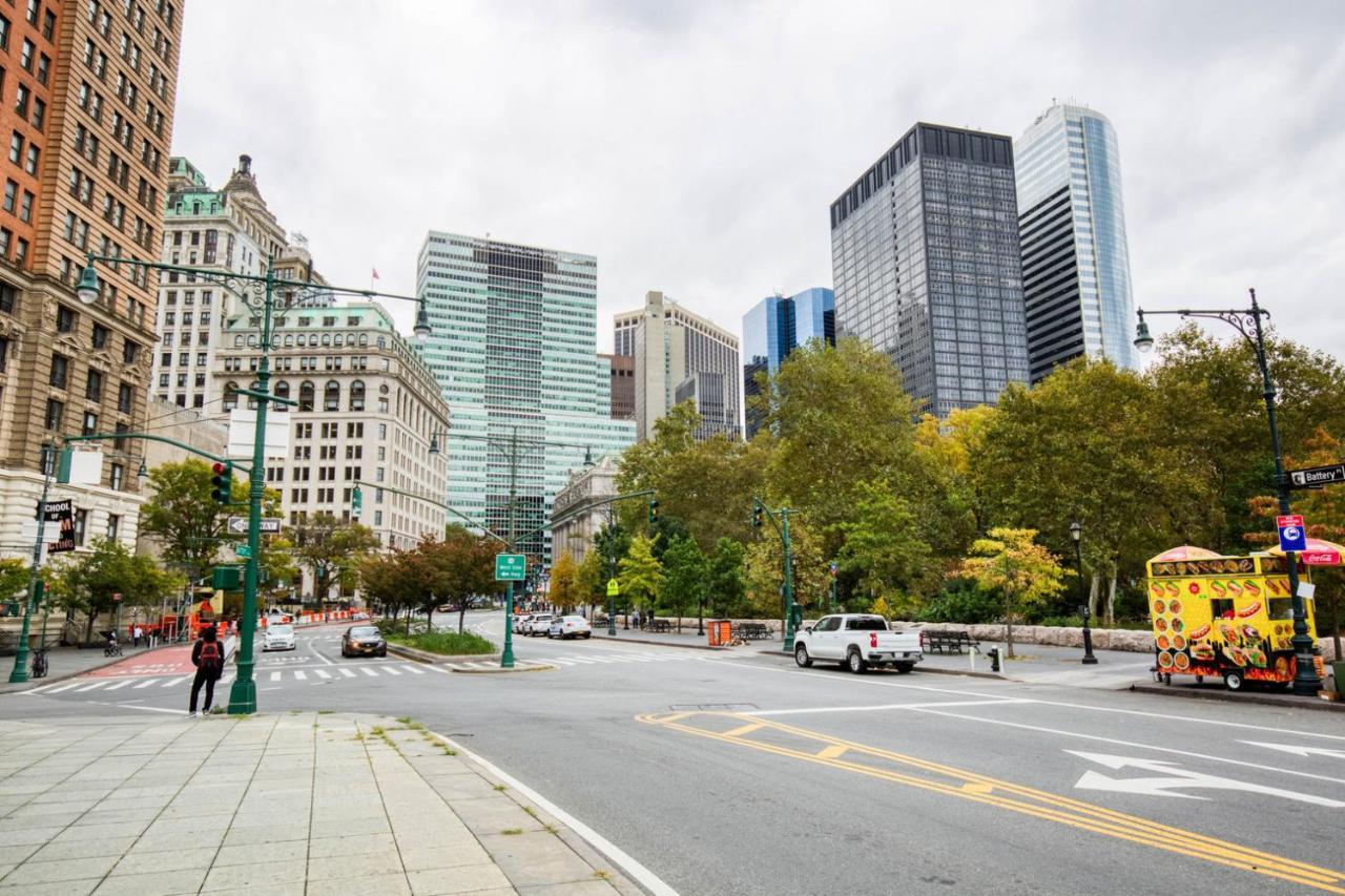 Apartment Fidi W Gym Doorman Wd Nr St Nyc-982 *
