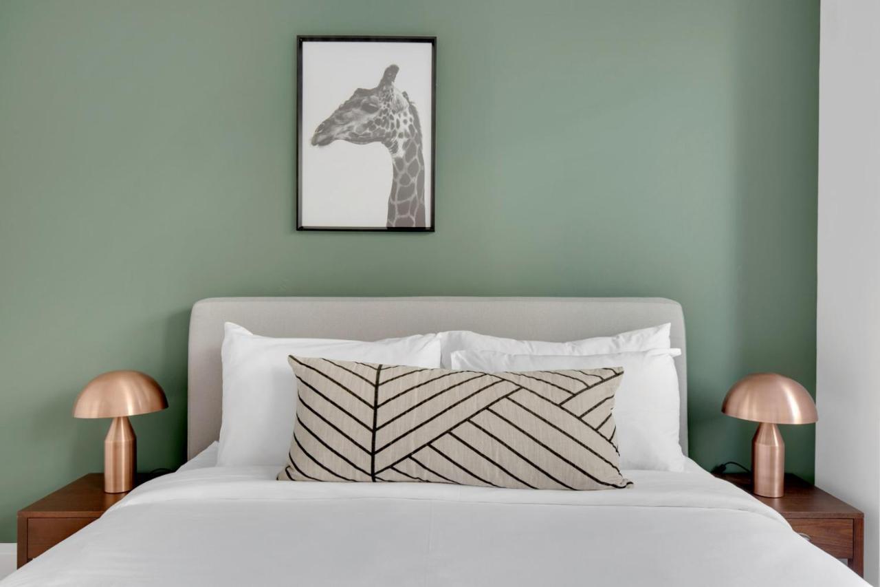 Ues 1br W Gym Rooftop Doorman Nr The Met Nyc-351 *
