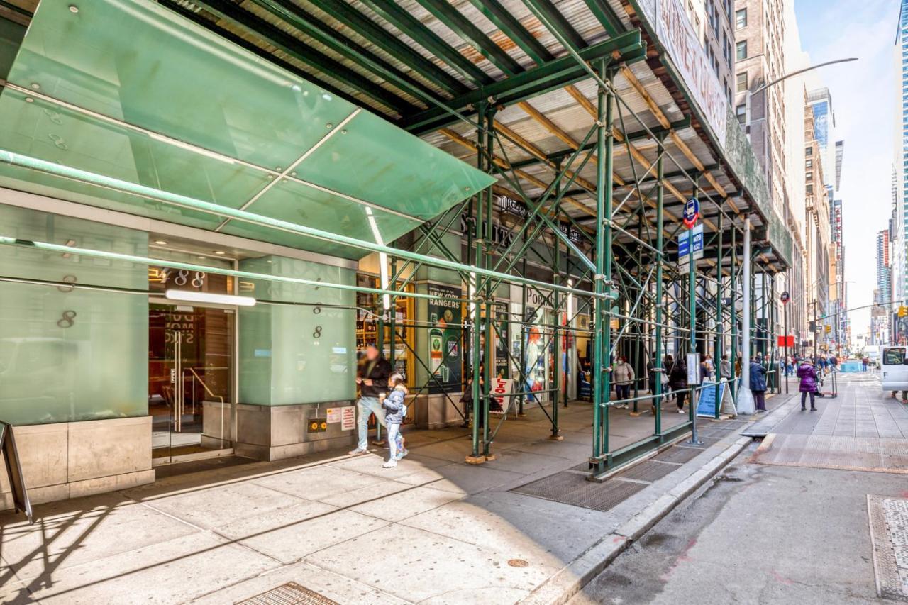 Midtown 1br W Doorman Nr Penn Station Nyc-144 Apartment New York