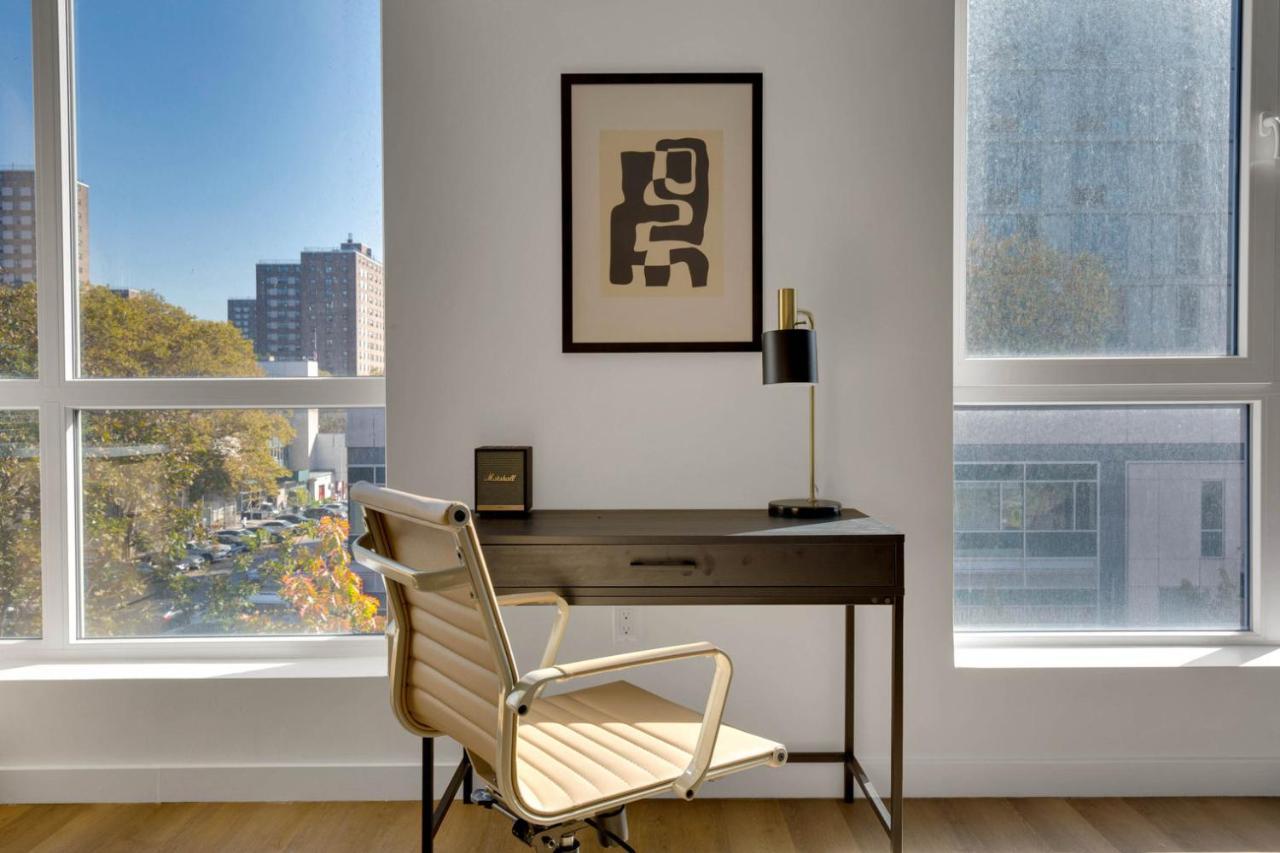 Apartment Uws Jr 1br W Elevator Wd Nr Park Nyc-1019 New York