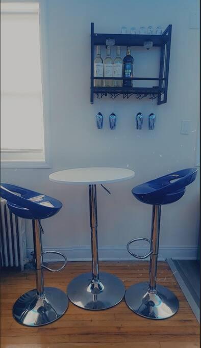 Townhouse In Oakland Gardens * New York