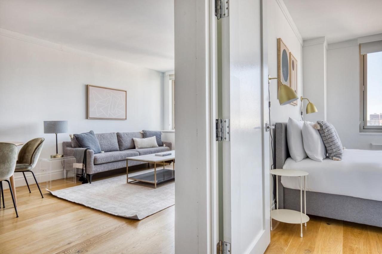 Apartment Ues 2br W Gym Wd Doorman Nr 6 Train Met Nyc-655 *