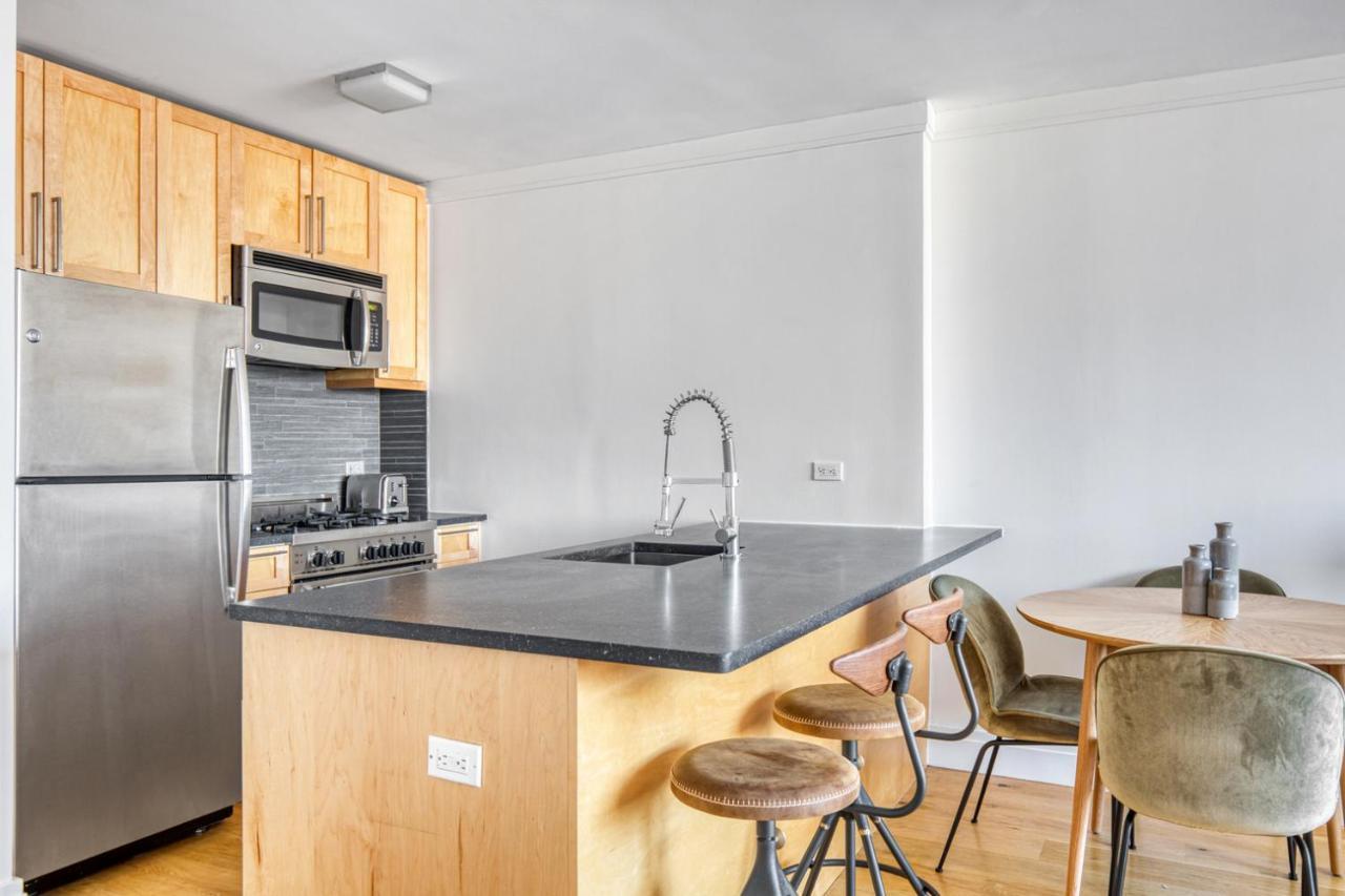 Ues 2br W Gym Wd Doorman Nr 6 Train Met Nyc-655 Apartment *