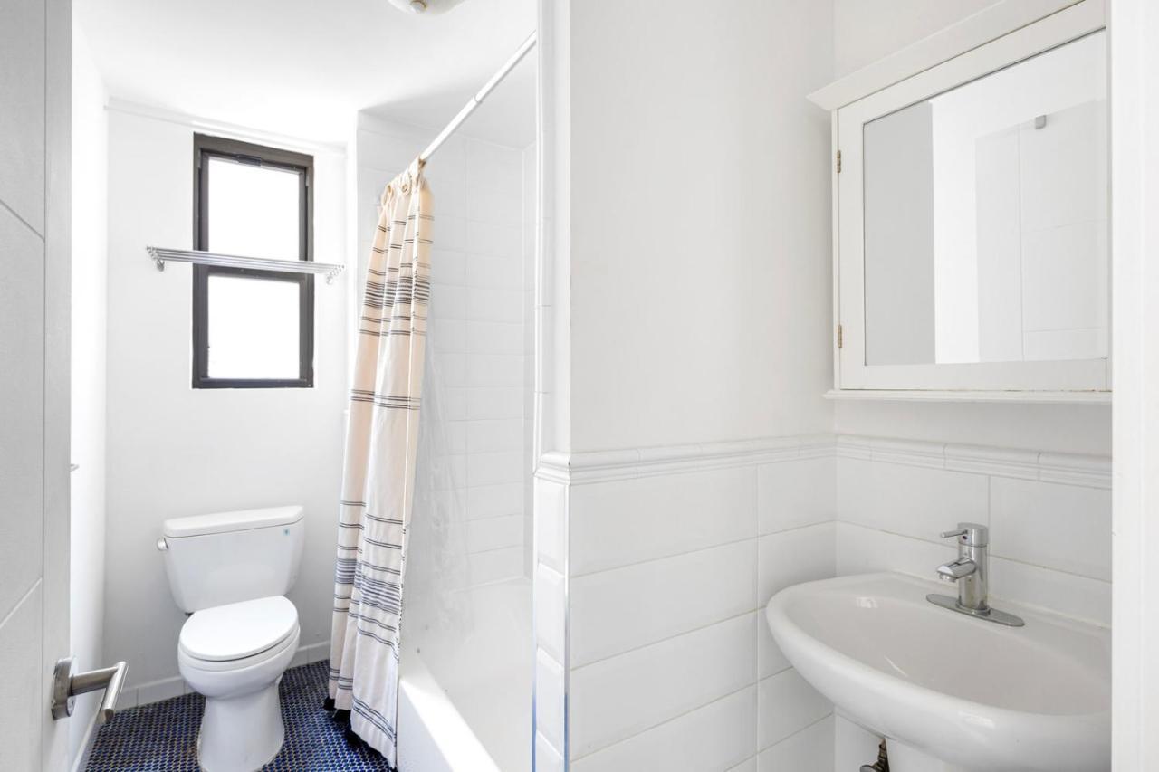 Apartment Midtown 2br W Roofdeck Doorman Nr Park Nyc-1247 *