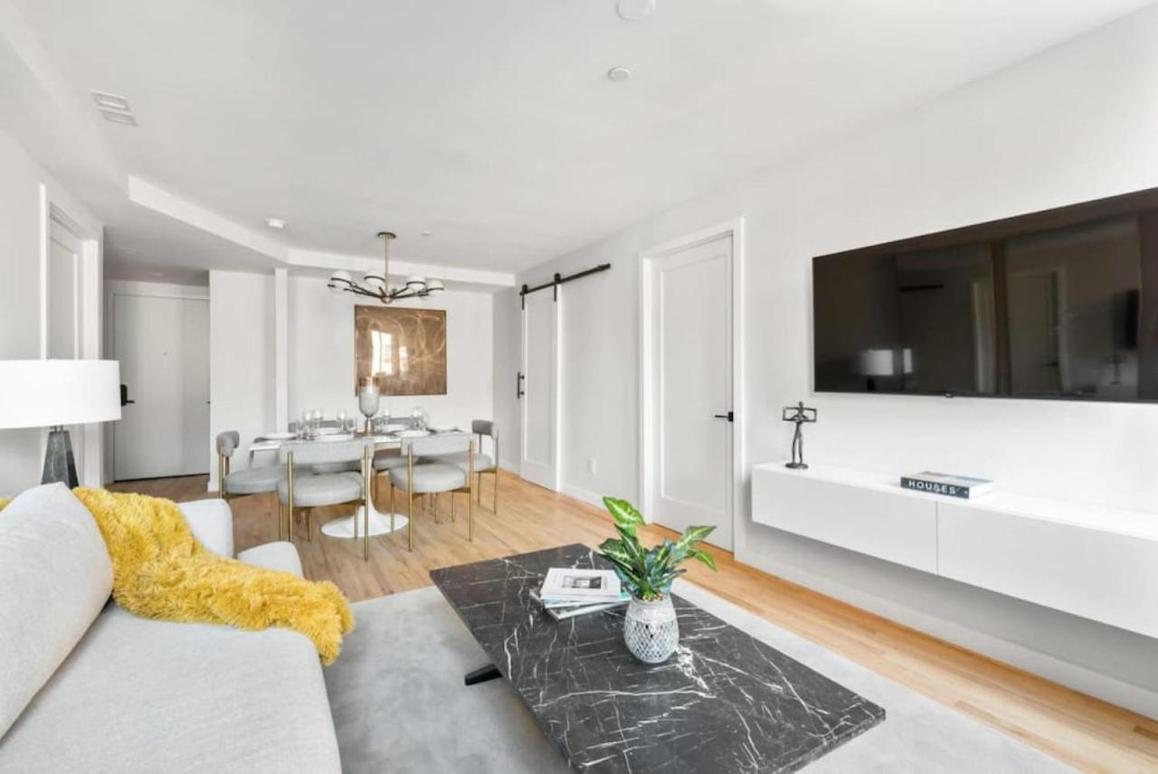 3br Penthouse With Massive Private Rooftop Apartment *