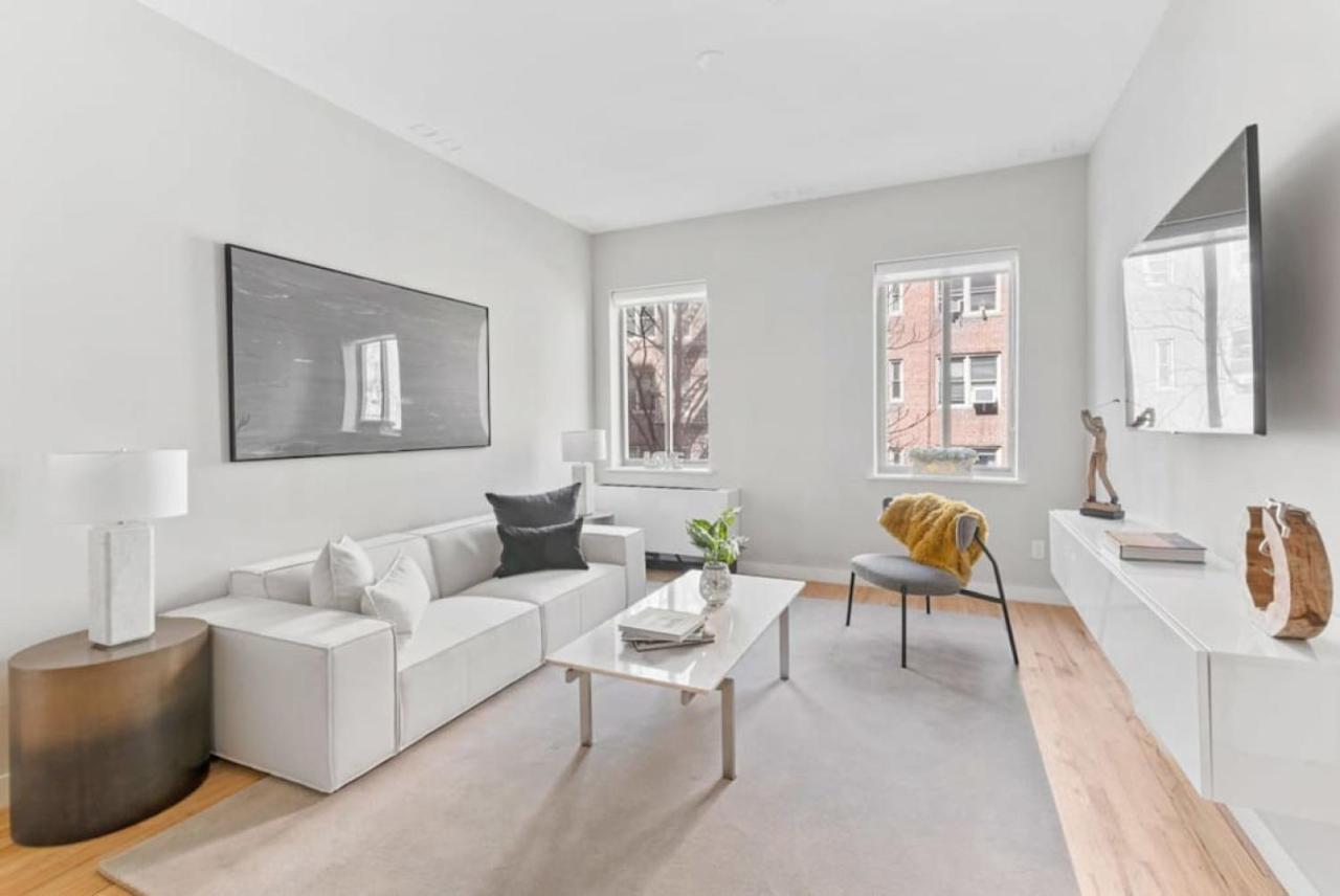 Top Notch 2br Minutes To Central Park Hotel *