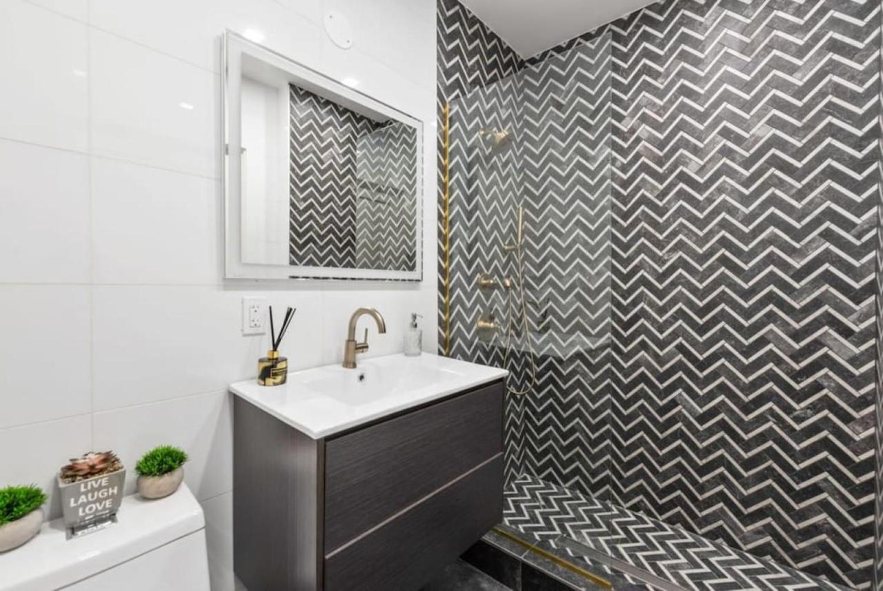 Top Notch 2br Minutes To Central Park