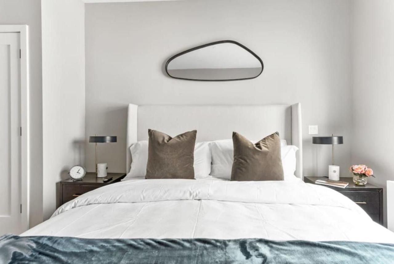 Top Notch 2br Minutes To Central Park Hotel