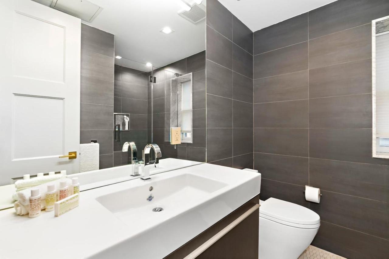 Villa Luxurious 5 Bedroom Townhouse